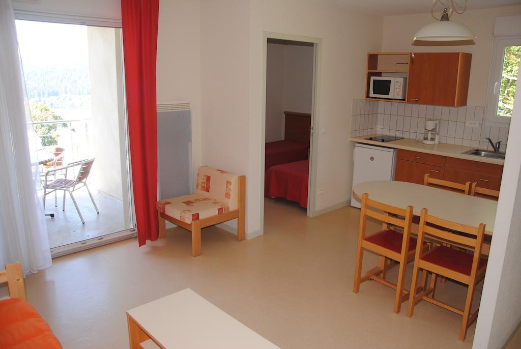 Le Herbau Gérardmer Δωμάτιο φωτογραφία